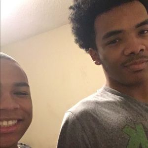 Meet your Posher, Dj